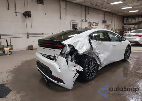 2024 Toyota Prius Limited Awd-E из США, поврежденный, VIN JTDADABU6R3024846